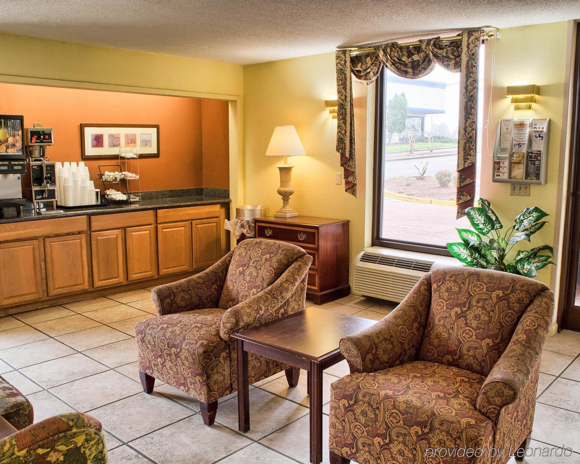 Econo Lodge Richmond Bagian luar foto