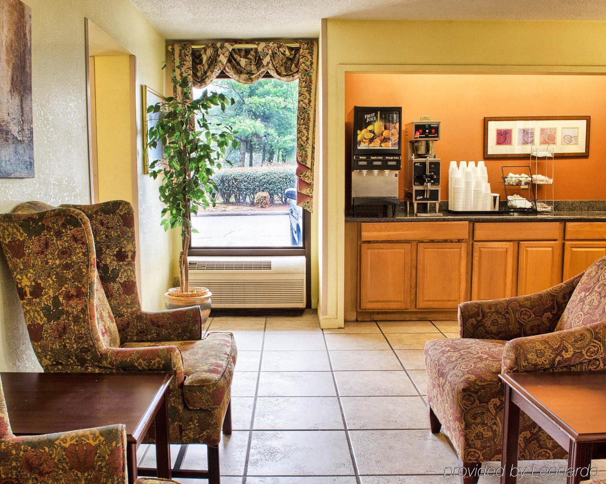 Econo Lodge Richmond Bagian luar foto